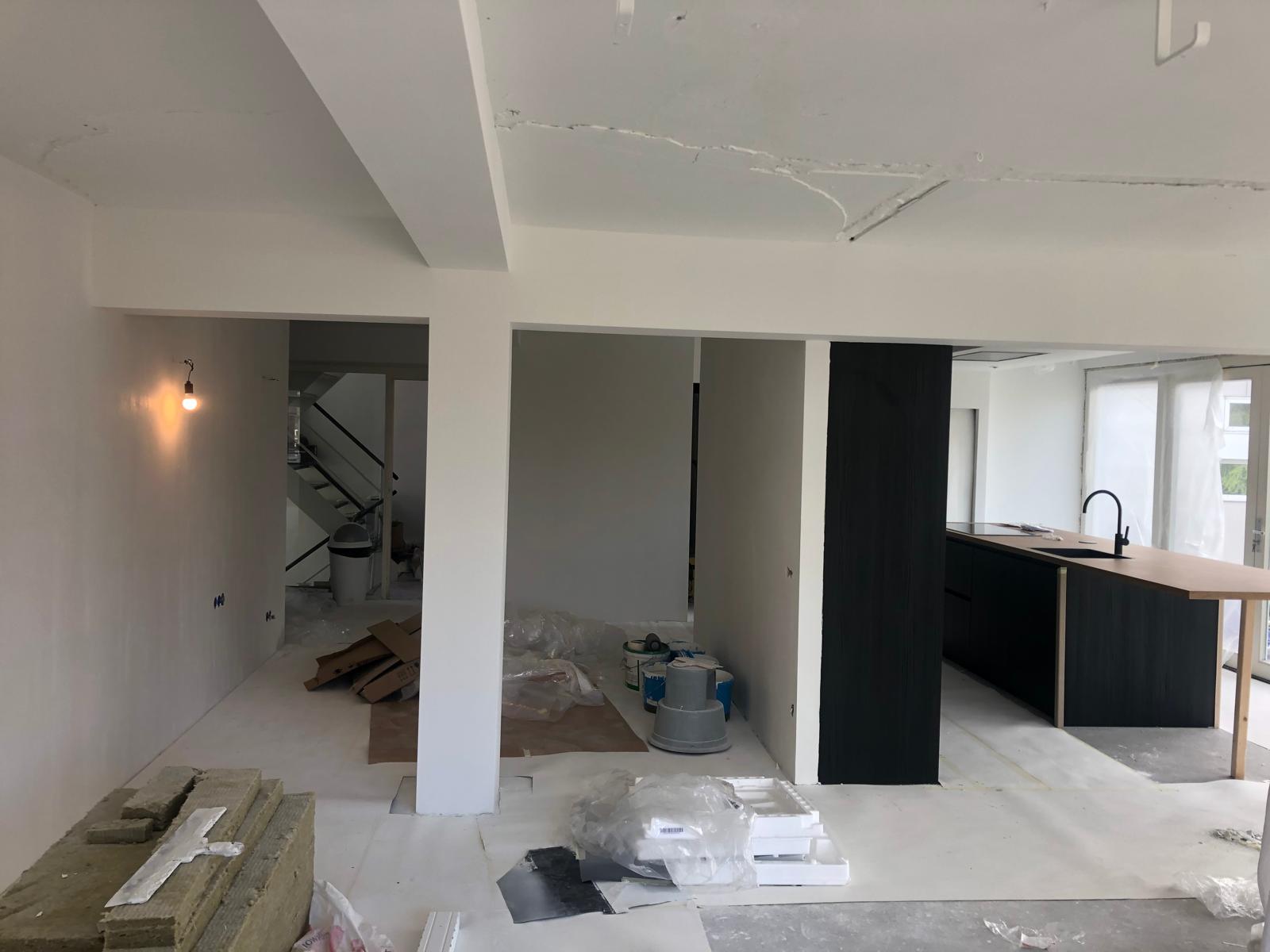 Verbouwing woonkamer met open keuken
